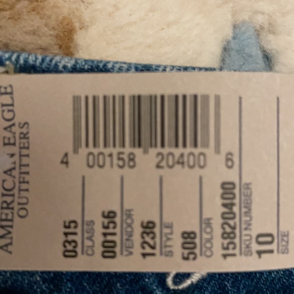 NWT American Eagle Denim Mini Skirt. Size 10 - Picture 6 of 6